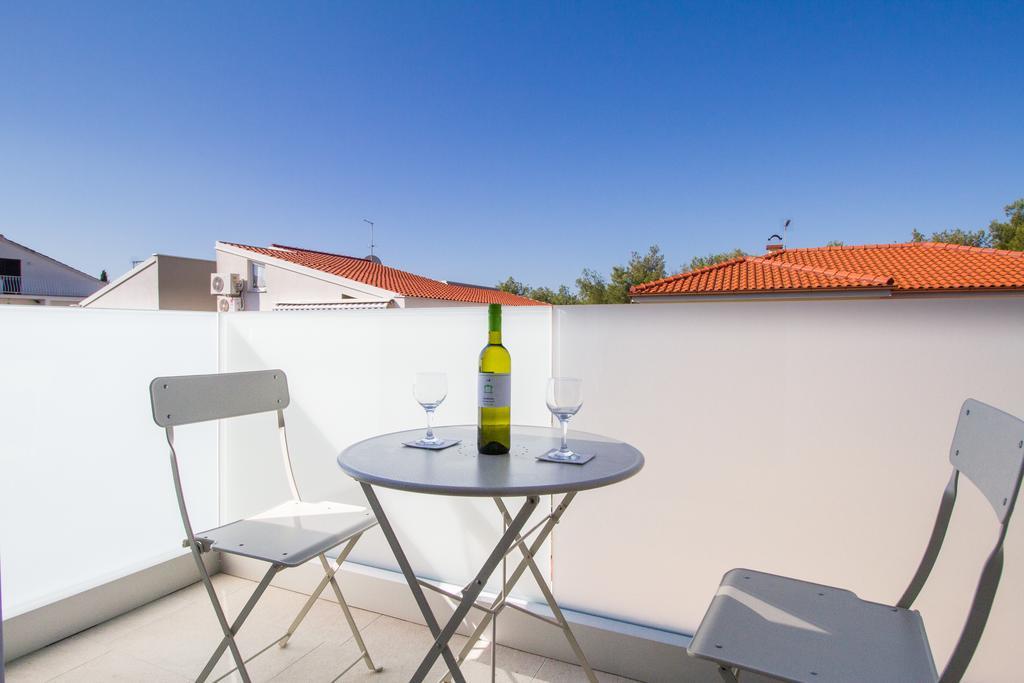 Villa Astoria Biograd Na Moru Exterior foto