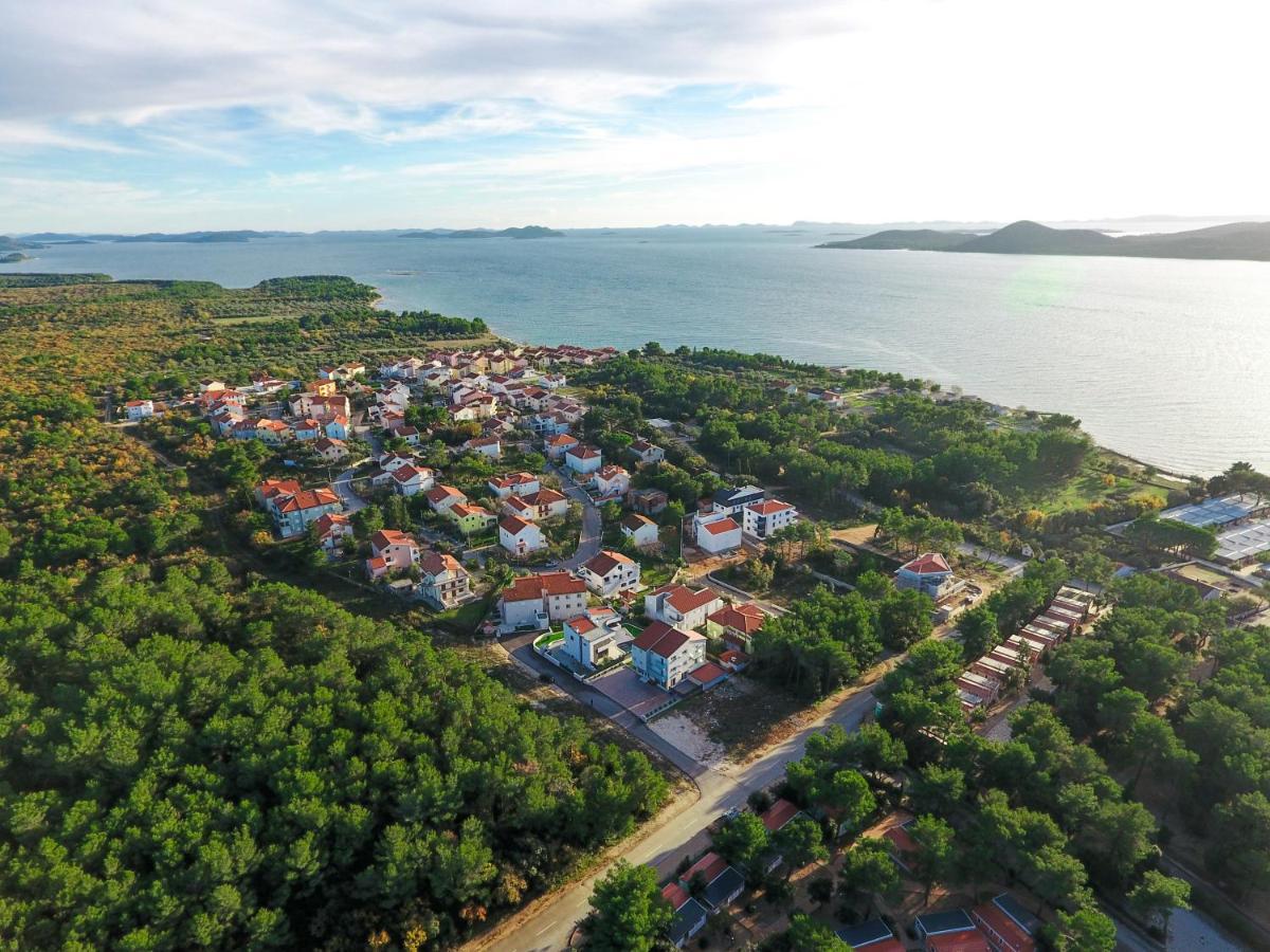 Villa Astoria Biograd Na Moru Exterior foto